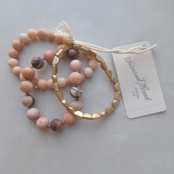 Universal threads genuine Stone gold tone elastic bracelet - Picture 1 of 6